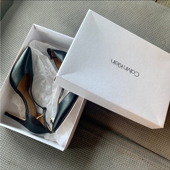 Calvin Klein Brandy T-Strap Leather Stiletto - Picture 7 of 10